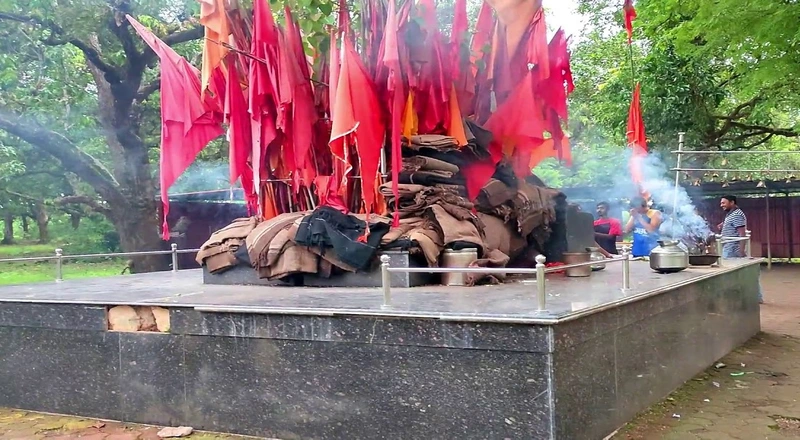 Shree Kathamgal Dada Temple