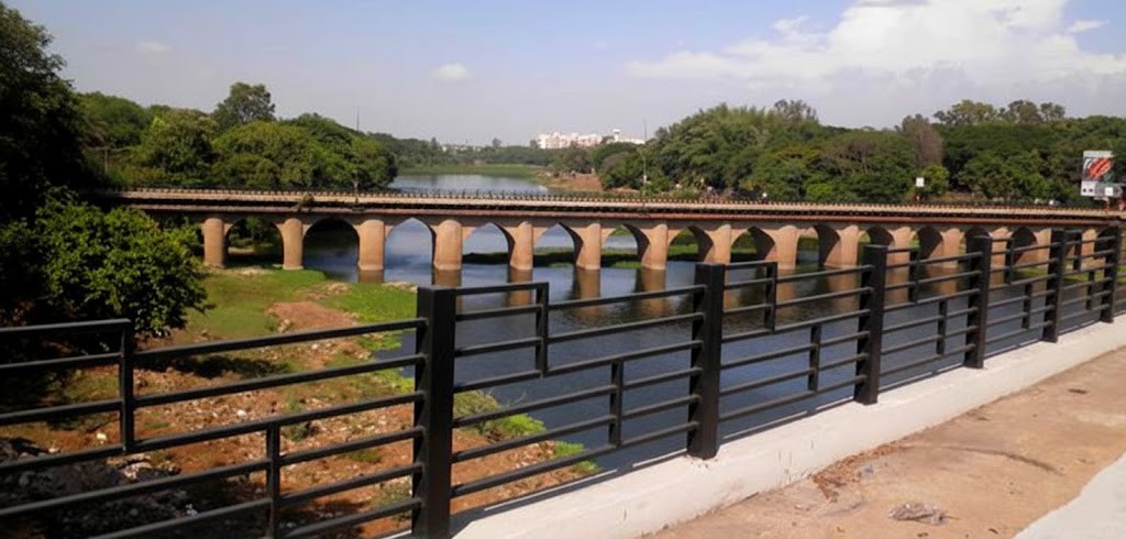 Holkar Bridge - Parks & Gardens place in Pune