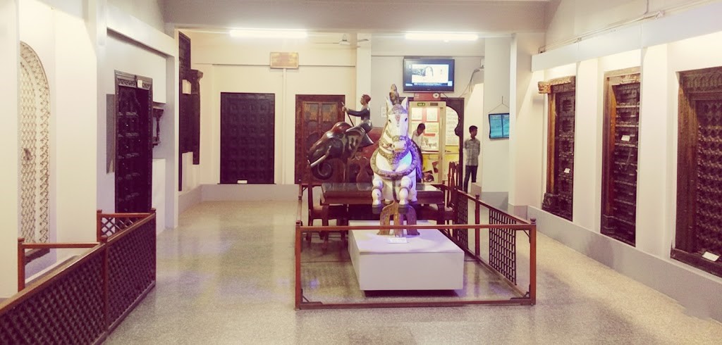 Raja Dinkar Kelkar Museum - Museums & Exhibitions place in Pune