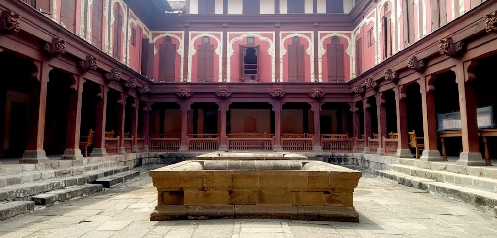 Vishrambaug Wada - Historical & Heritage place in Pune